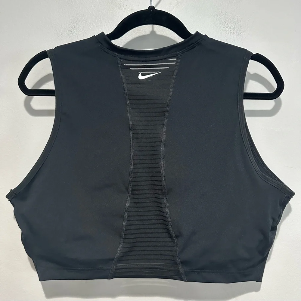NEW Nike Dri Fit Tight Fit Training Sports Cropped Tank Black Size XXL